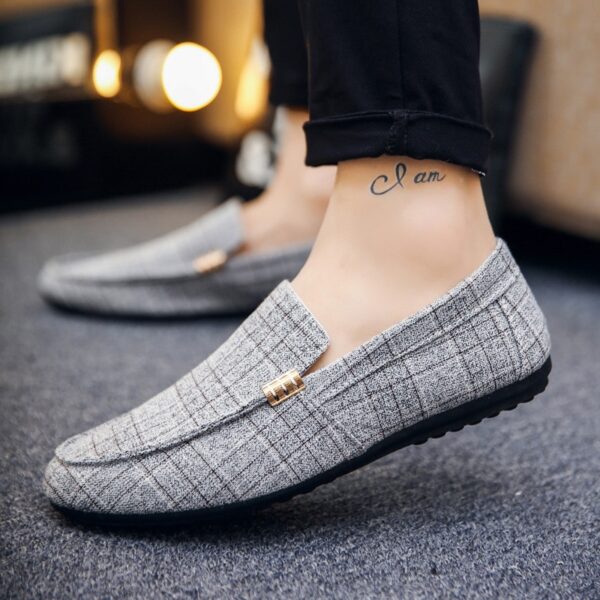 2019 Noua moda pantofi pentru bărbați de primăvară Canvas Bărbați pantofi pantofi confortabili din piele pentru bărbați Pisici decorațiuni metalice pantofi de conducere - imagine 3